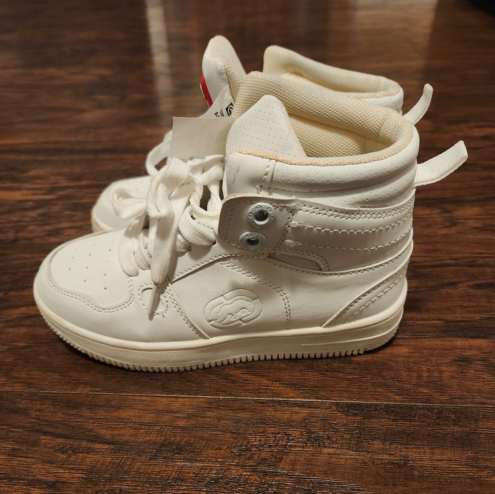 Ecko Unltd Boys White Sneakers Size 2